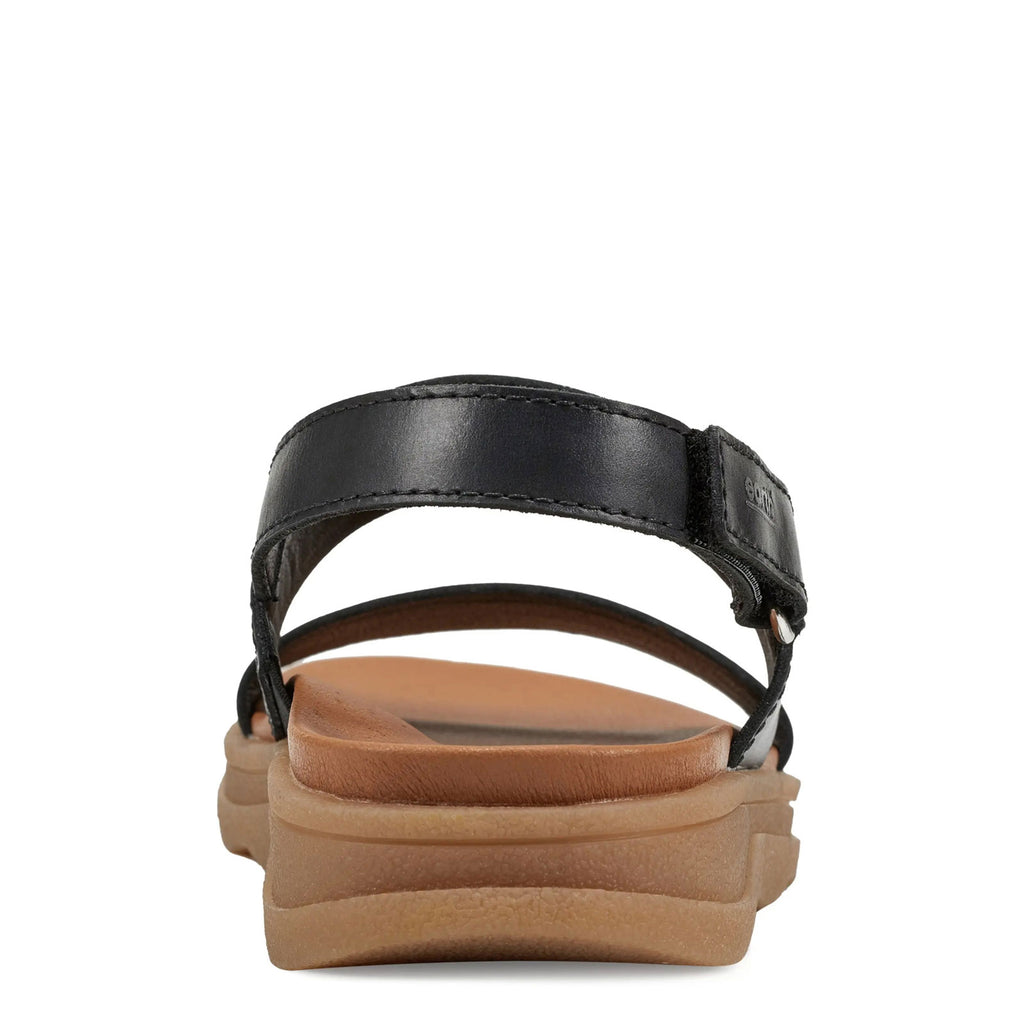Women's Earth, Leah Sandal
