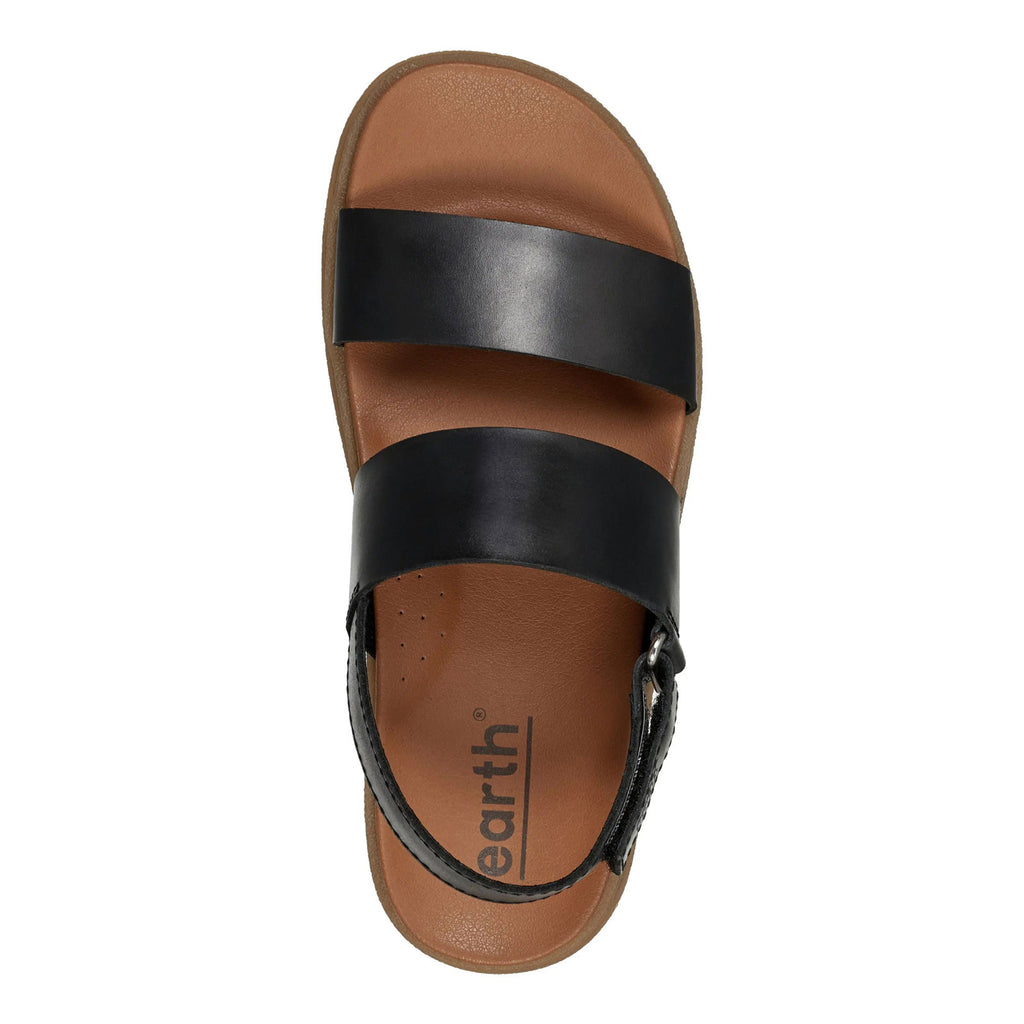 Women's Earth, Leah Sandal