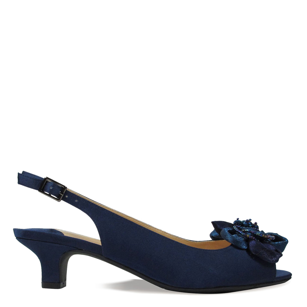 Women's J Renee, Leonelle Sandal