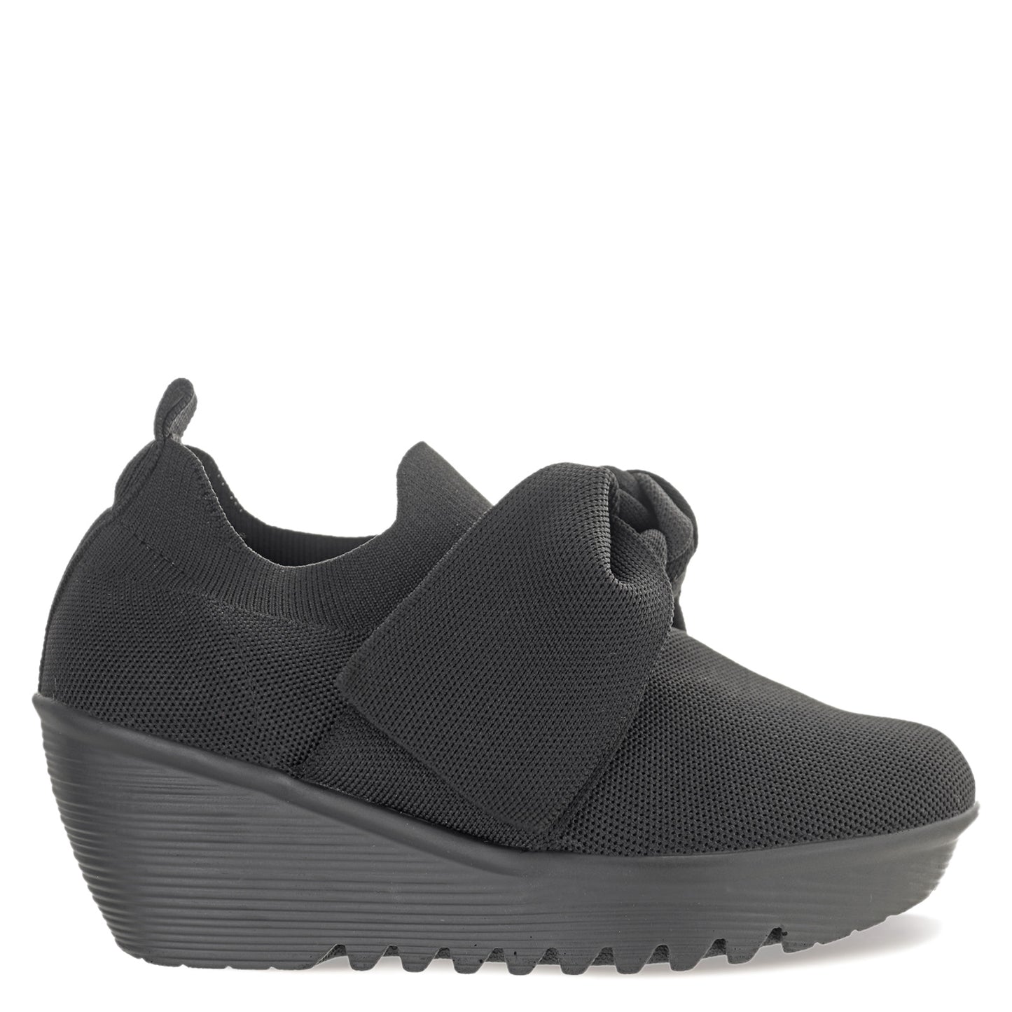 Peltz Shoes  Women's Bernie Mev Lulia Serenity Slip-On BLACK LULIA SER BK