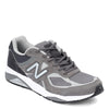 Peltz Shoes  Men's New Balance 1540V3 Running Shoe GRAY M1540GP3