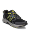Peltz Shoes  Men's New Balance MT410V7 Trail Running Shoe BLACK YELLOW MT410BS7