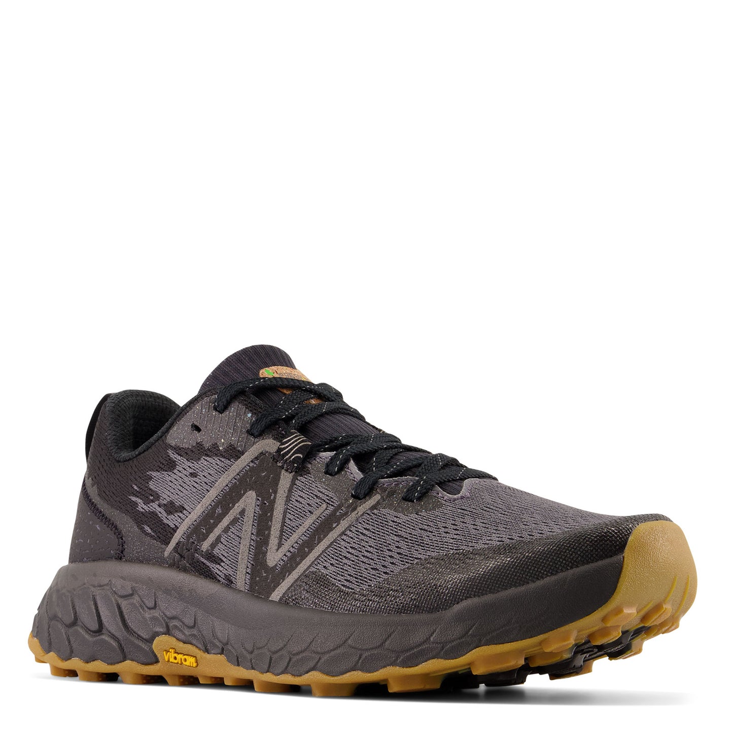 Peltz Shoes  Men's New Balance Fresh Foam X Hierro v7 Trail Running Shoe BLACK MTHIERZ7