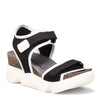Peltz Shoes  Women's Fly London Sigo Sandal BLACK / WHITE P144727-005