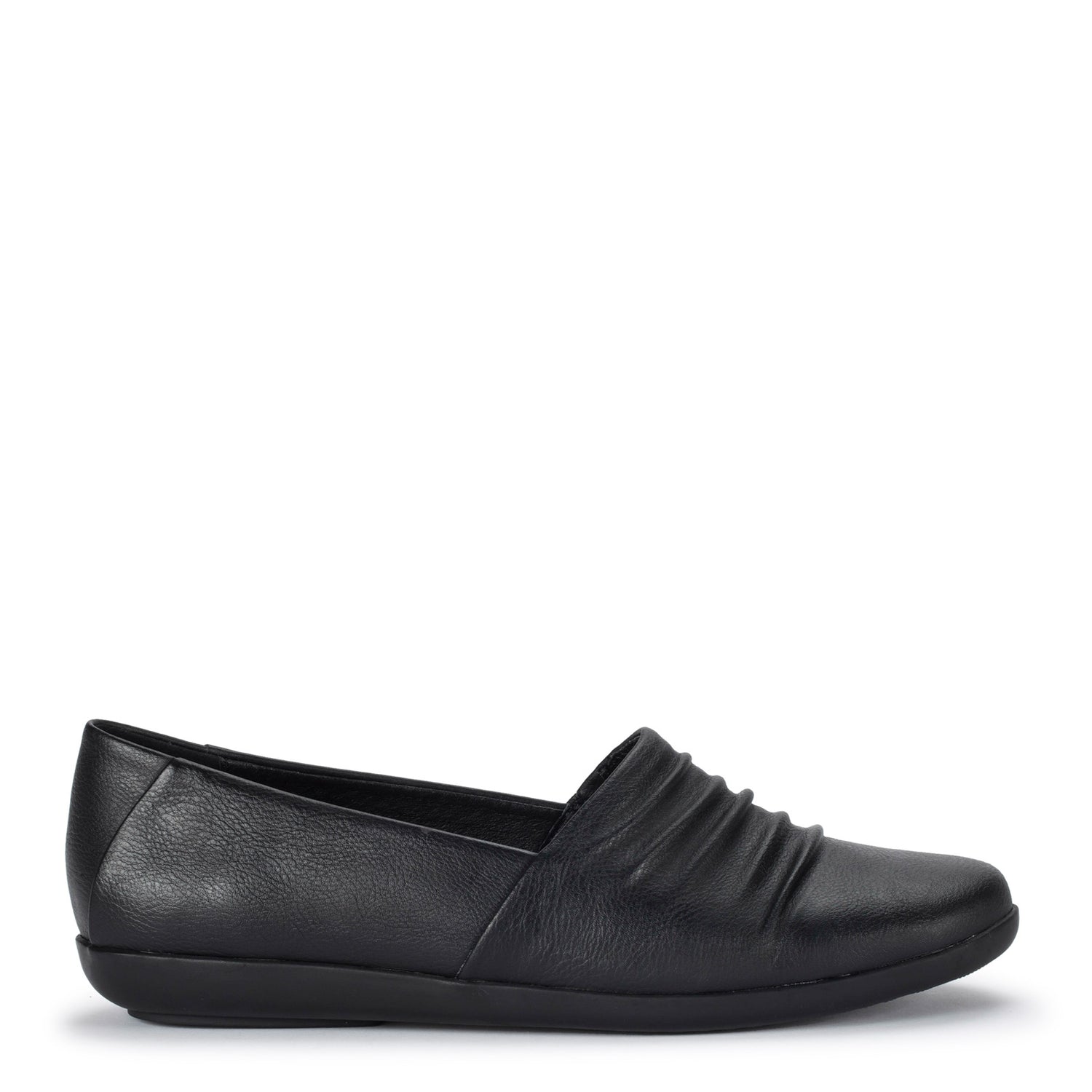Peltz Shoes  Women's Baretraps Piper Flat BLACK PIPER-BLACK LOU