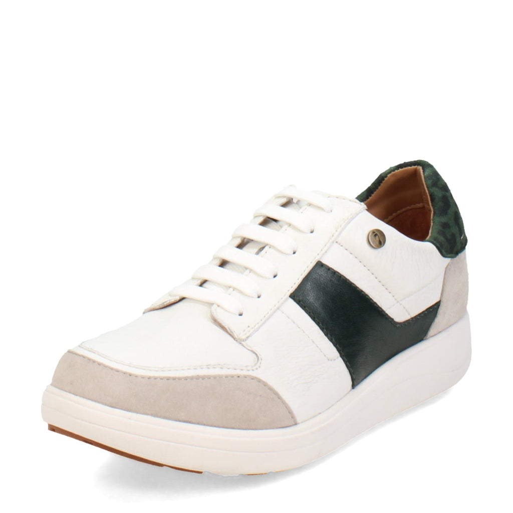 Women's Strive Stellar Sneaker WHITE JADE STELLAR-WHITE