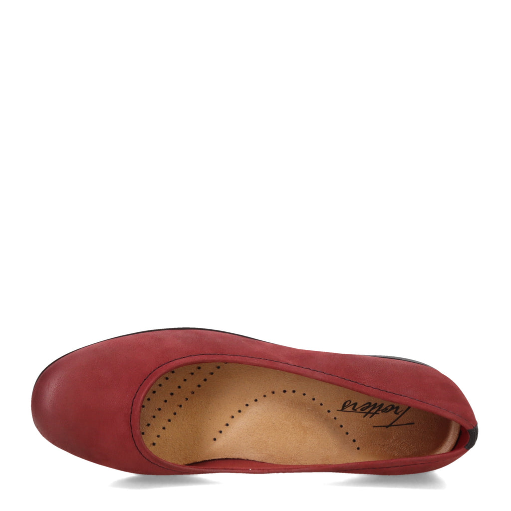 Women's Trotters, Darcey Flat
