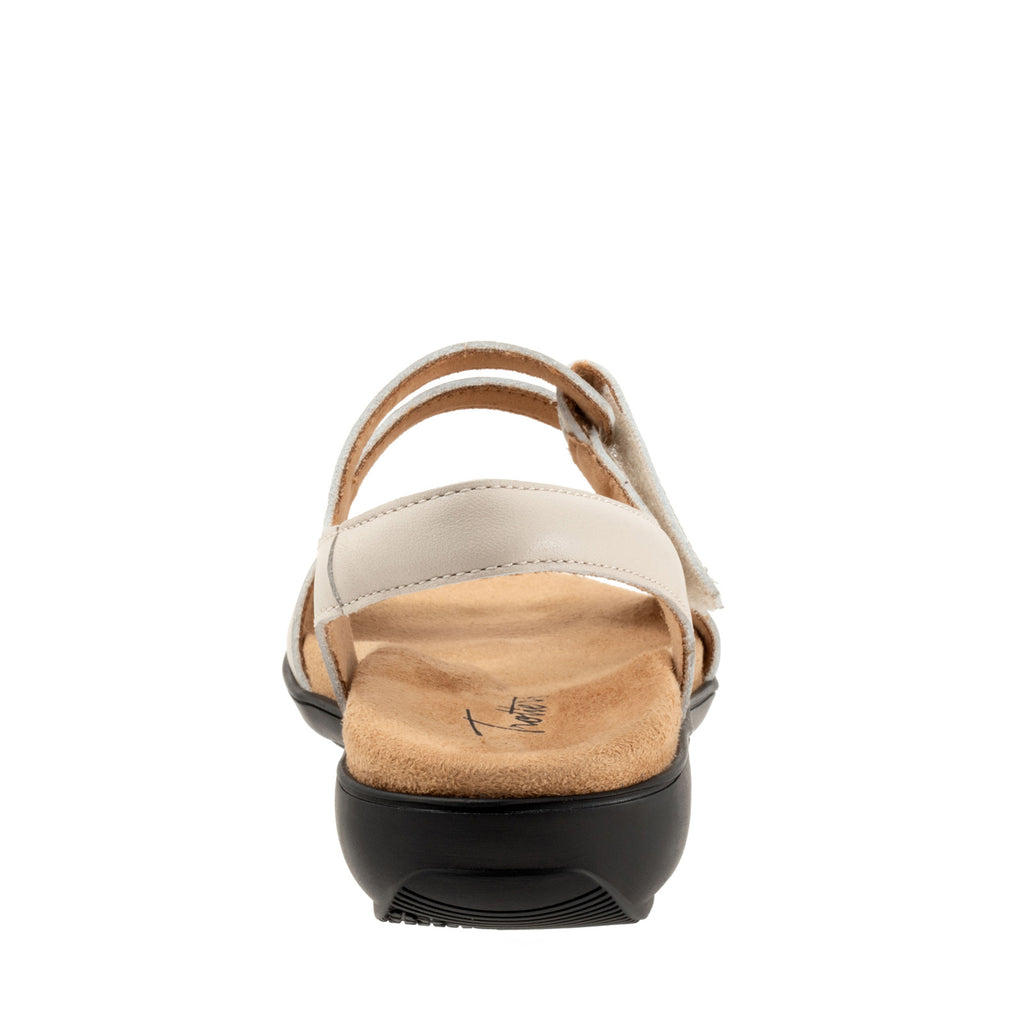 Women's Trotters Katarina Sandal IVORY T2626-115