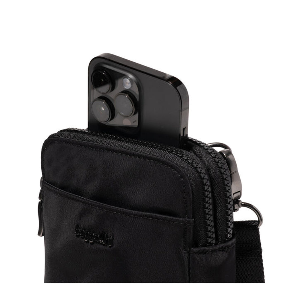 Baggallini, Modern Take Two RFID Crossbody