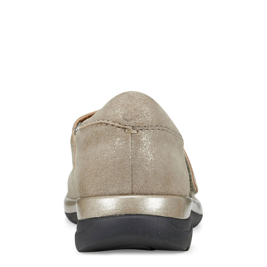 Women's Earth, Tose Flat