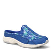 Peltz Shoes  Women's Easy Spirit Traveltime Classic Clog BLUE GREEN TTIME591-420