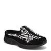 Peltz Shoes  Women's Easy Spirit Traveltime Classic Clog BLACK / WHITE MULTI TRAVTIME549-001