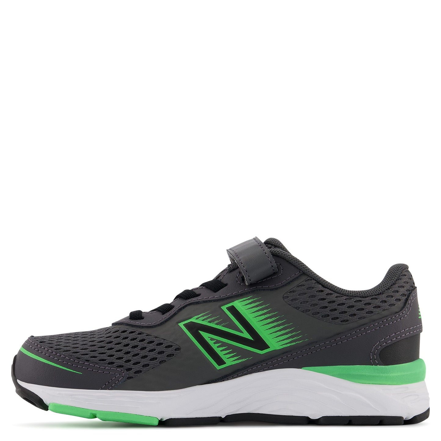 Peltz Shoes  Boy's New Balance 680v6 Sneaker - Little Kid MAGNET YA680VB6