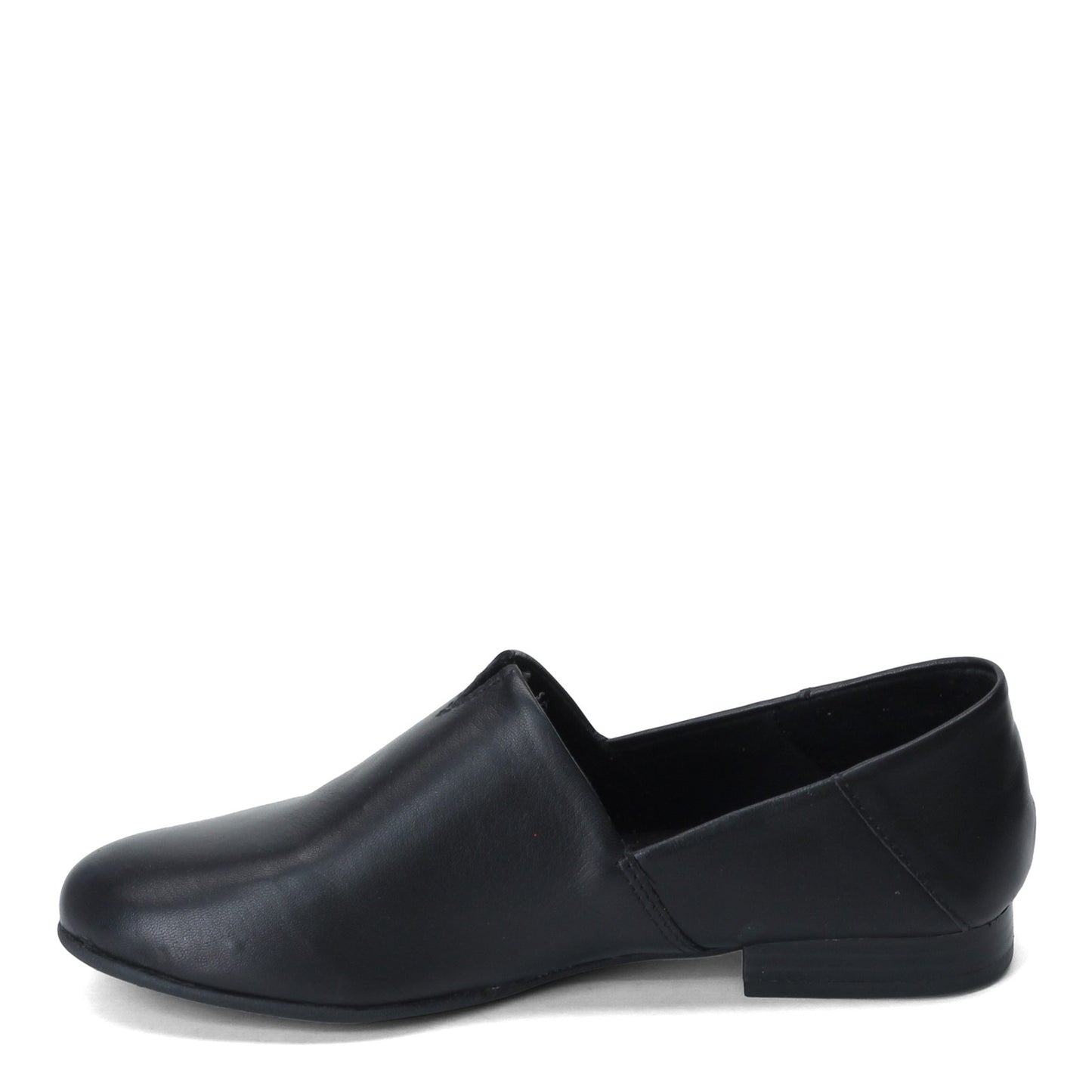 Peltz Shoes  Women's b.o.c Suree Loafer BLACK Z33603