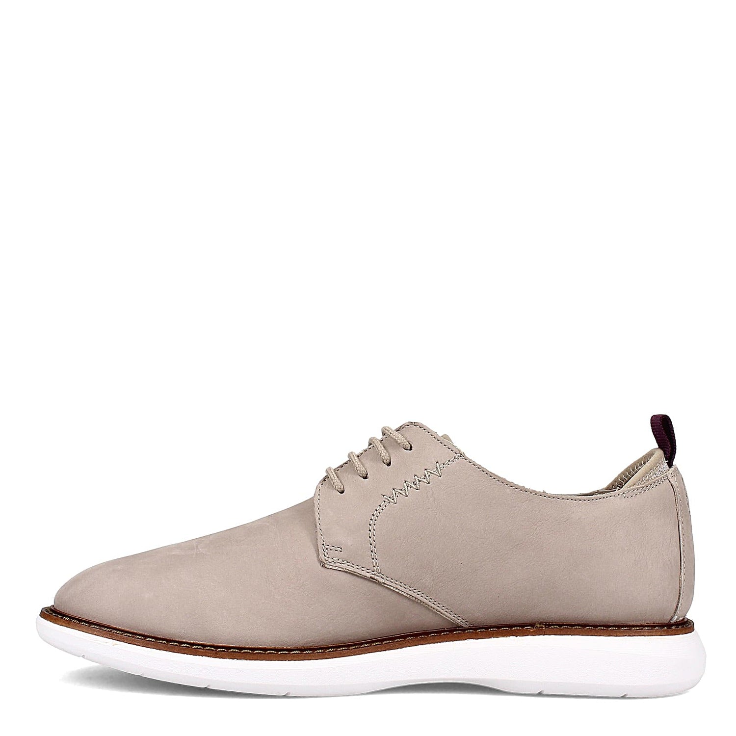 Peltz Shoes  Men's Clarks Brantin Low Plain Oxford