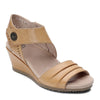 Peltz Shoes  Women's Earth Attalea Barbados Sandal