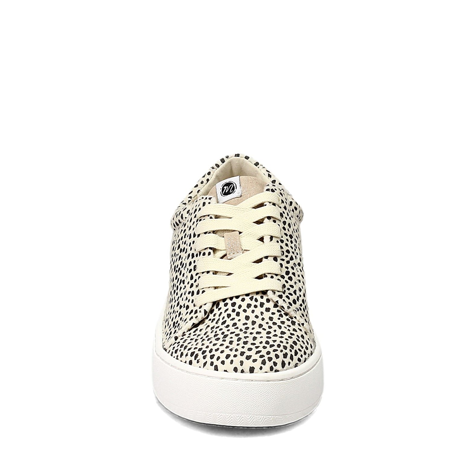 Peltz Shoes  Women's Matisse BFF Sneaker