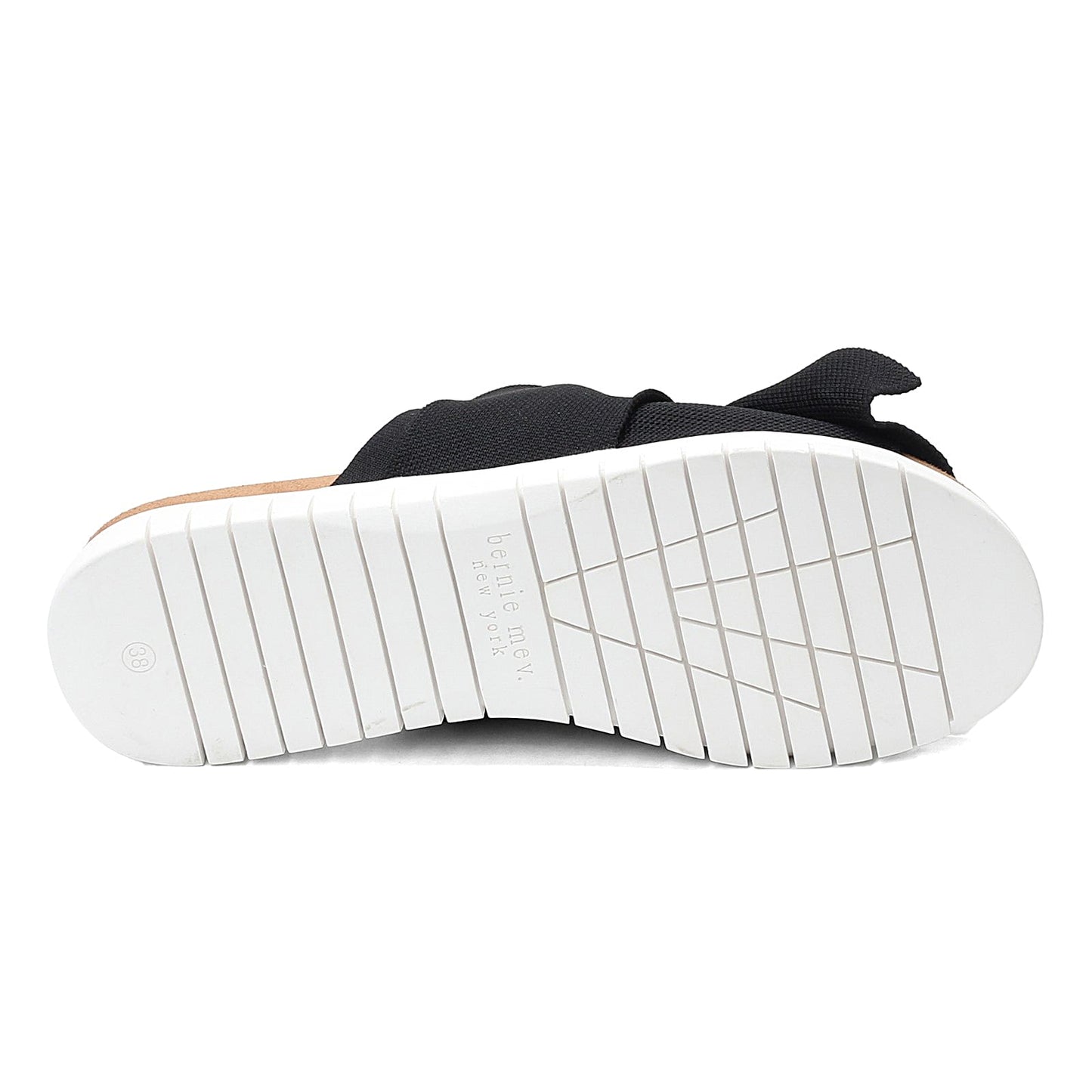 Peltz Shoes  Women's Bernie Mev Freesia Sandal