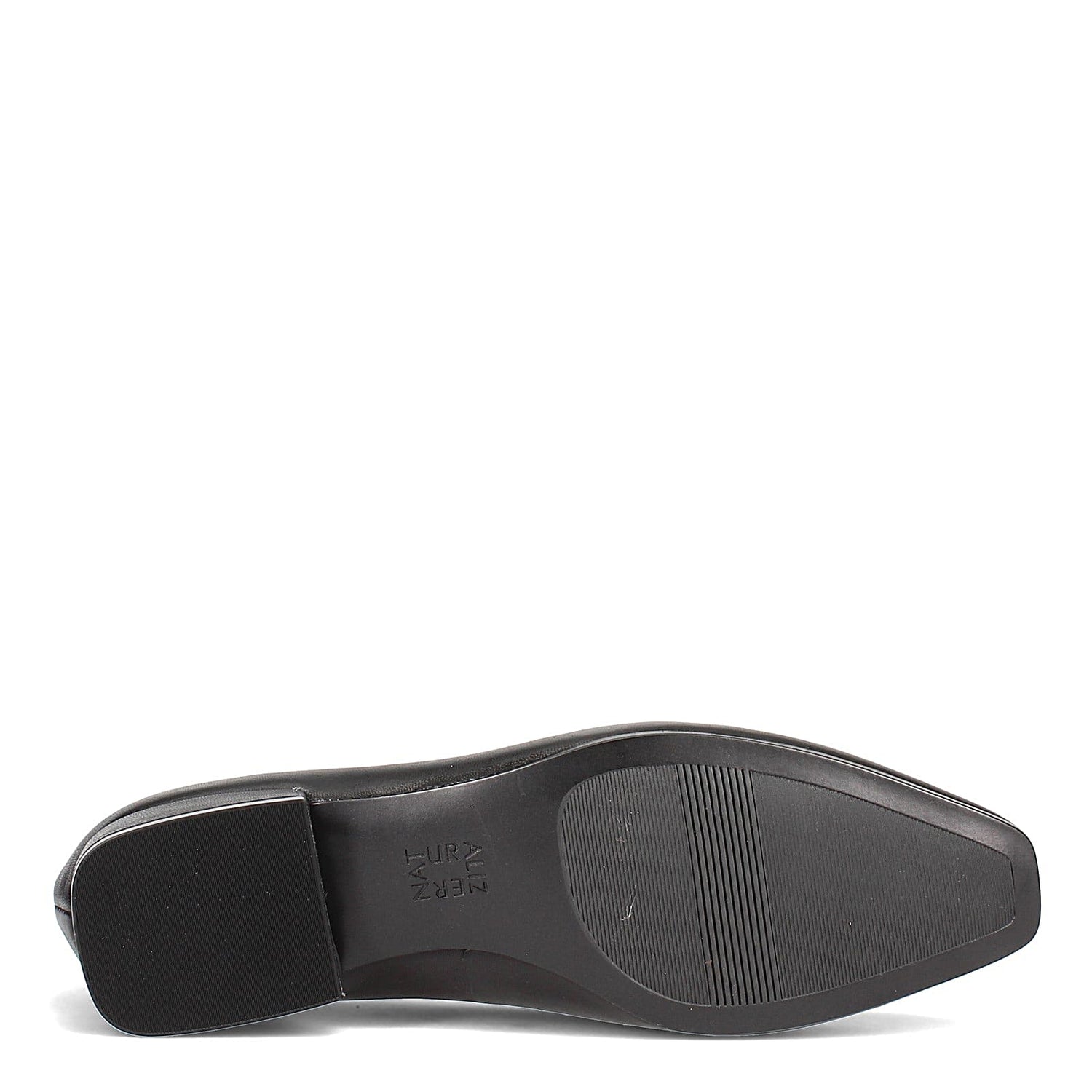Peltz Shoes  Women's Naturalizer Clea Loafer