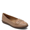 Peltz Shoes  Women's Naturalizer Finley Flat