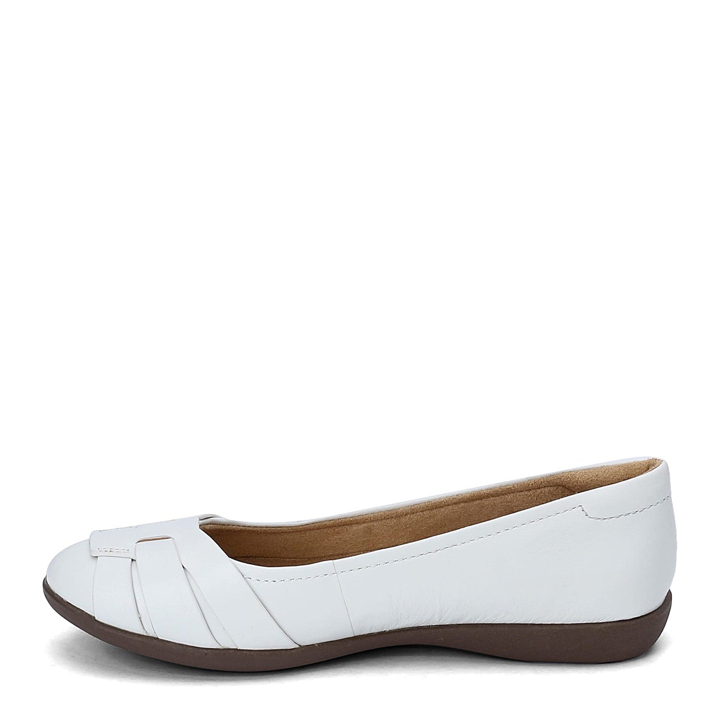 Peltz Shoes  Women's Naturalizer Freeport Flat