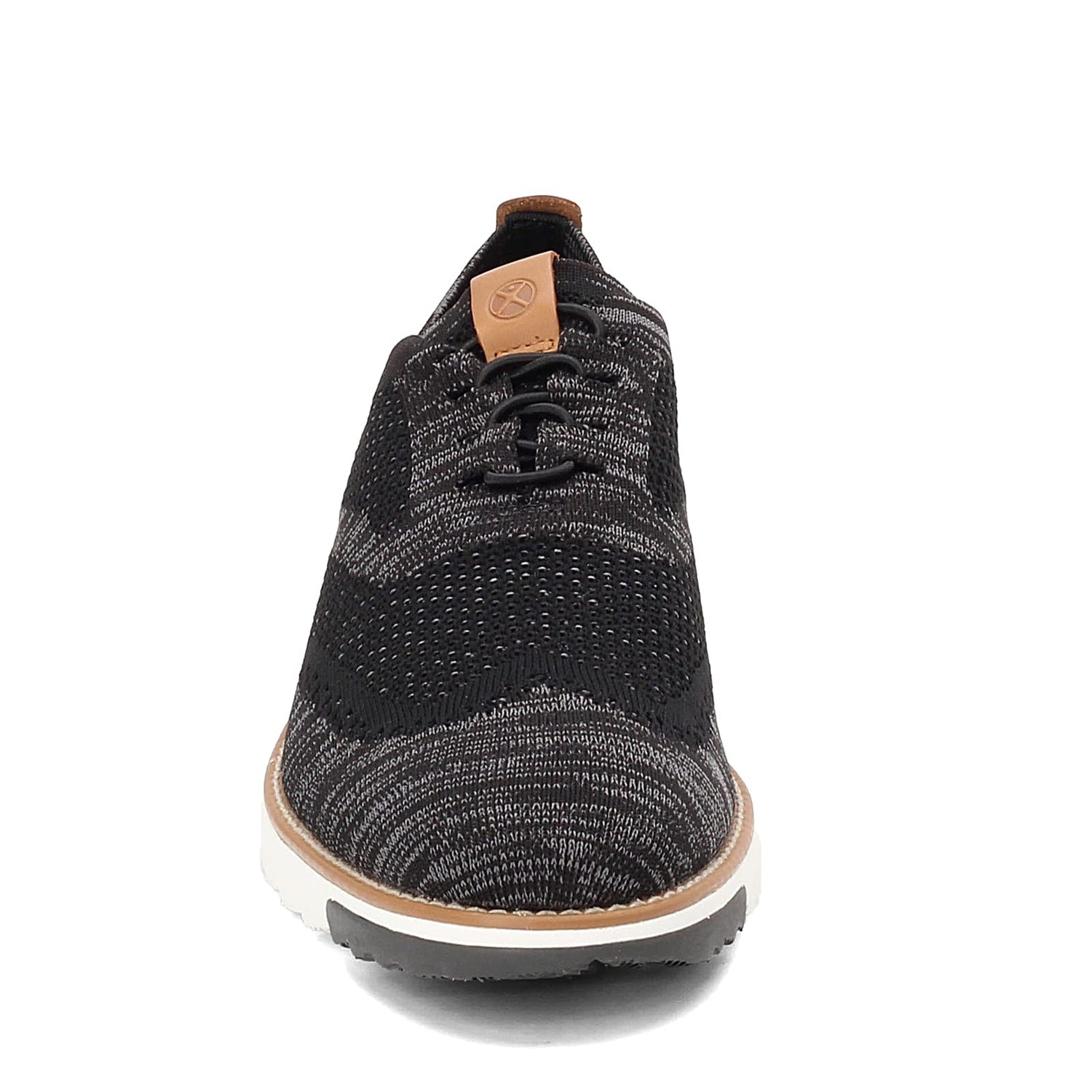 Peltz Shoes  Men's Hush Puppies Expert Wingtip Knit Oxford