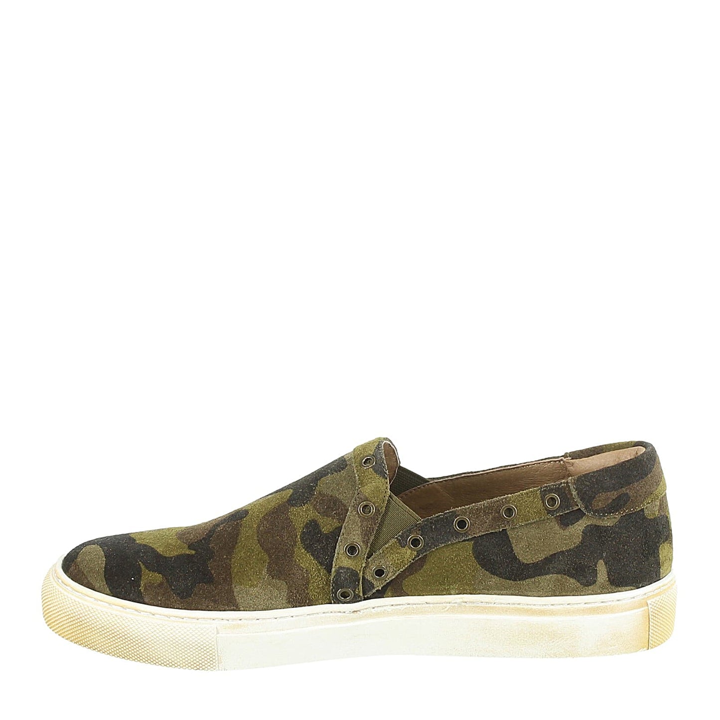 Peltz Shoes  Women's Chocolate Blu Noella Sneaker