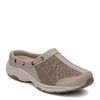 Peltz Shoes  Women's Easy Spirit Travelport Clog